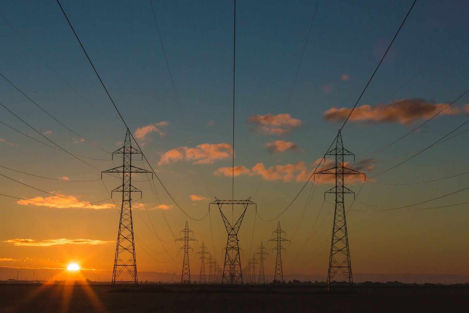Russian Cyberattacks Shift to Intelligence Gathering for Missile Strike Guidance on Ukraine Power Grid
